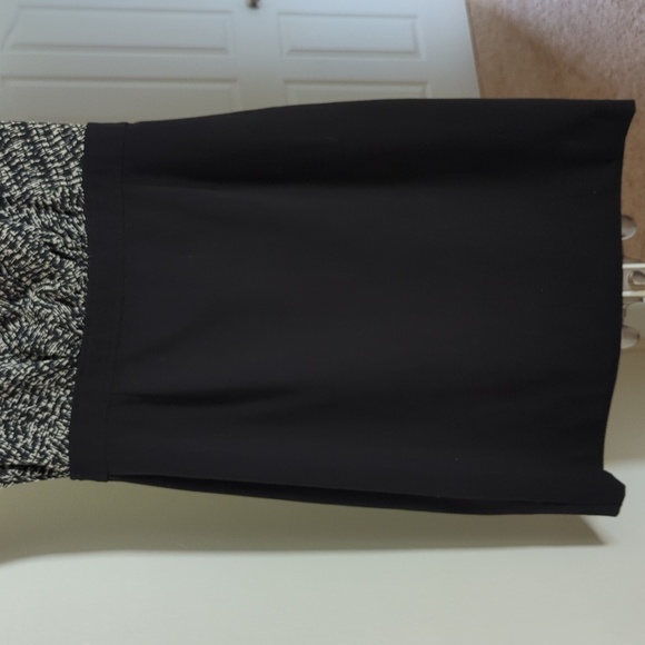 212 Collection Black and Beige Pencil Skirt Dress Size: 8 - Picture 2 of 5